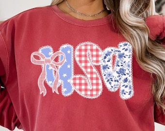 USA coquette bow lace Comfort colors Patriotic Sweatshirt 4th of July Woman’s crewneck Soft Patriotic cottage core flowers America sweater
