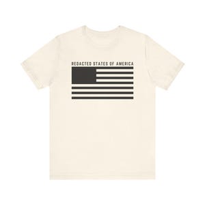 Redigierte Staaten von Amerika Flagge T-Shirt, Epstein Dateien Shirt, USA Flagge geschwärzt T-Shirt, minimalistische Politische Grafik Shirts, Unisex Protest T-Shirt Natural