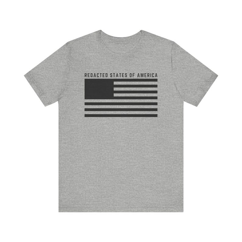 Redigierte Staaten von Amerika Flagge T-Shirt, Epstein Dateien Shirt, USA Flagge geschwärzt T-Shirt, minimalistische Politische Grafik Shirts, Unisex Protest T-Shirt Bild 10