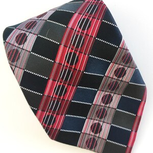 Vintage 1970s Orbis Tie Geometric Crisscross Rectangle Pattern Black Silver Red Wide Polyester Kipper Necktie Retro Menswear