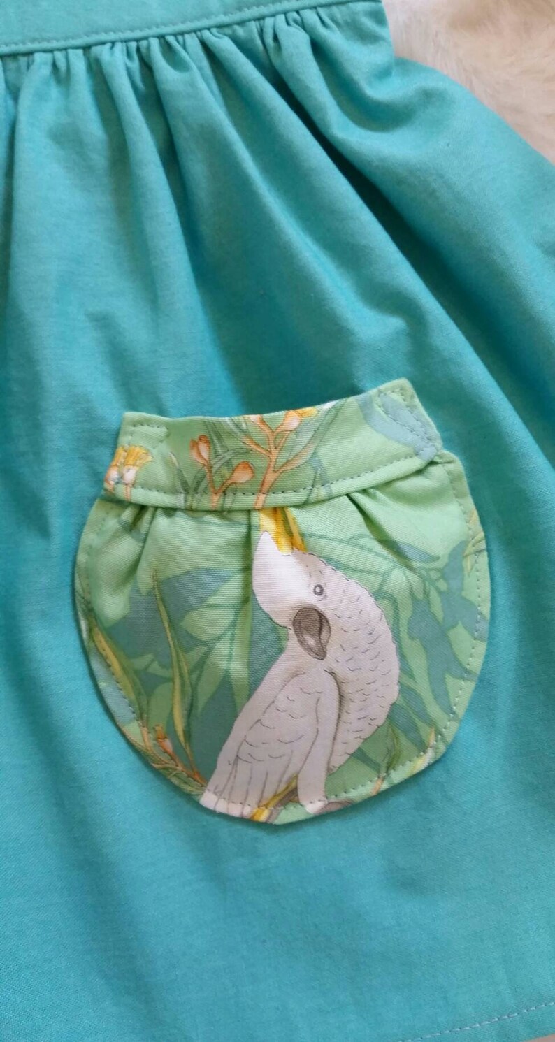 girls pinafore cockies children/'s clothing Australiana Australian handmade Cockatoos pinny ~ size 1