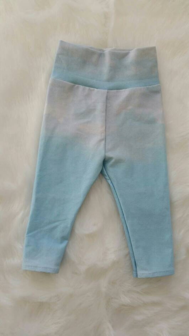 Light blue leggings, unisex, knit, 0-3 months, Australian handmade image 1