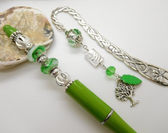 Parure stylo bille vert  et marque page personnalisé , ensemble marque page et stylo , bookmark , signet métal , cadeau saint valentin