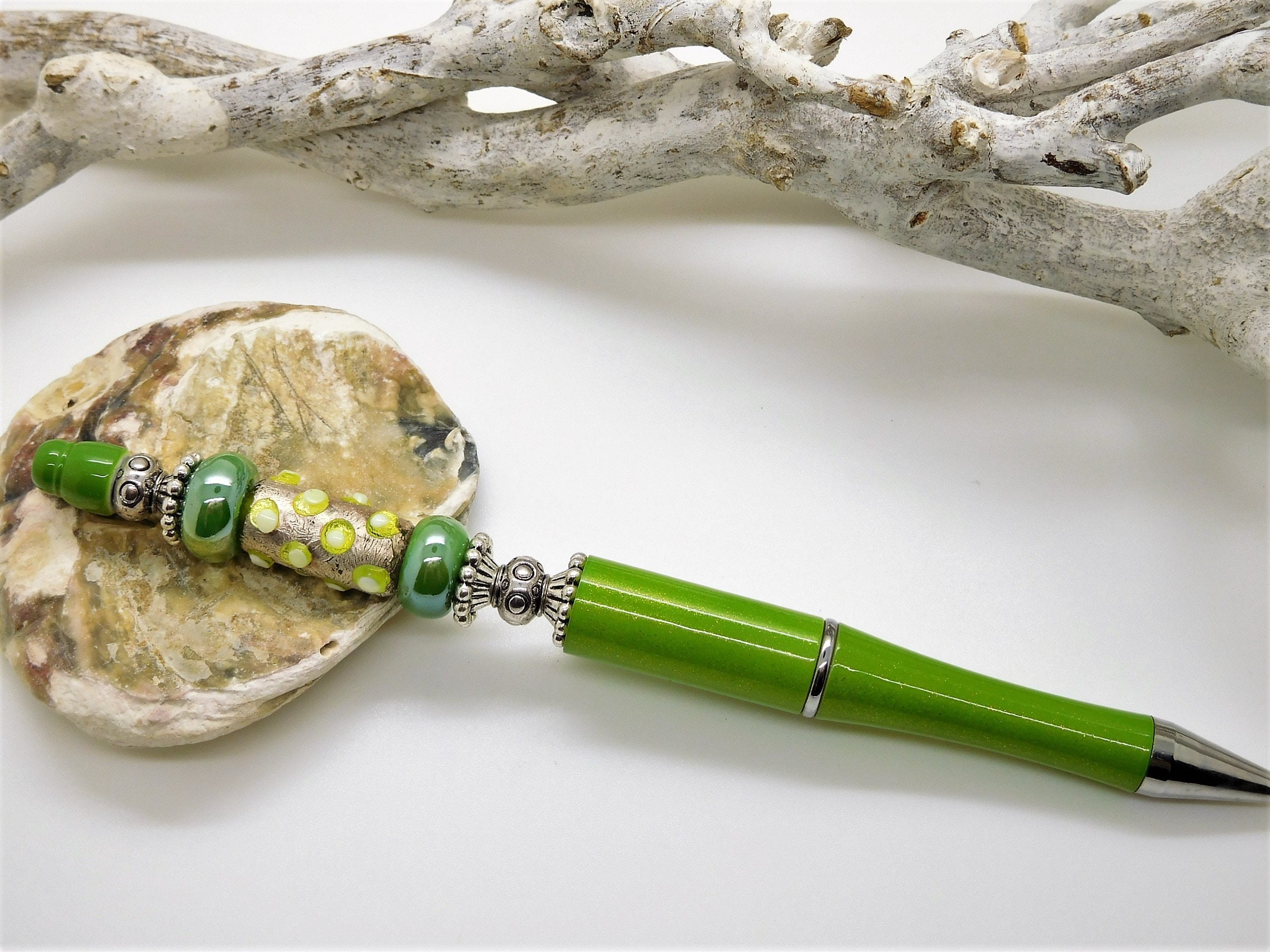 Stylo Bille Vert + 1 Recharge , Stylo Perle Personnalisé, Cadeau Femme Bijou, Rétractable, Bijou d'é