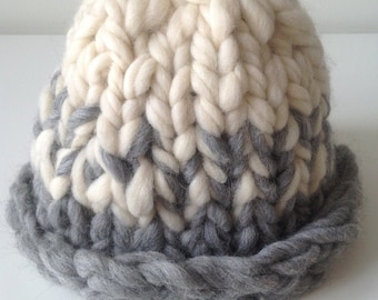 Dicke grobstrick Mütze, Winter Übergröße Beanie für Frauen, Merino Wolle hand gestrickt Geschenk, Trendige super warme Mütze