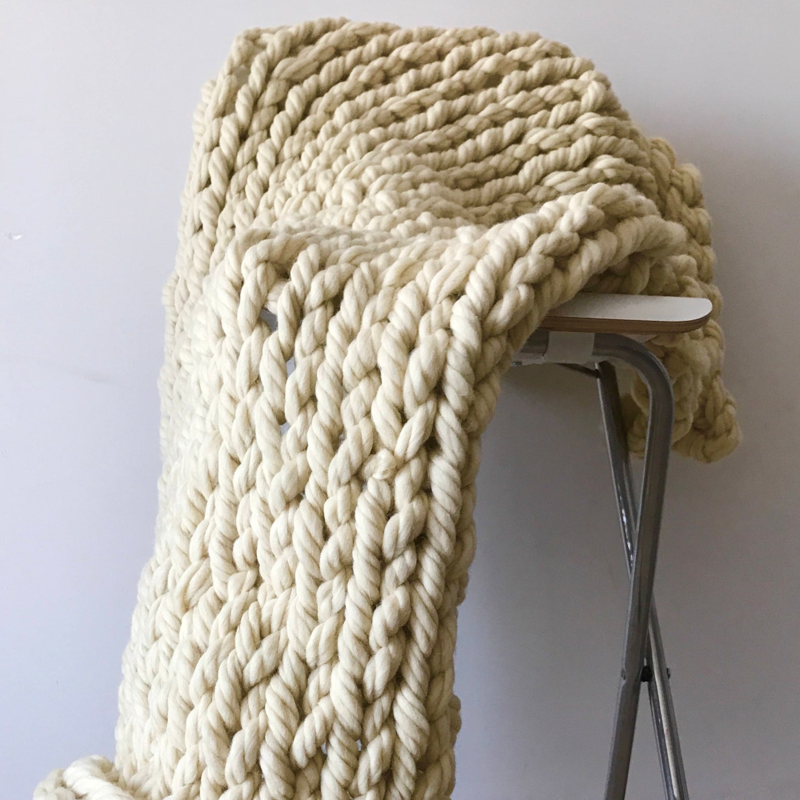 Arm Knitted Blanket Extreme Knit Blanket Customized Gift Mom Etsy