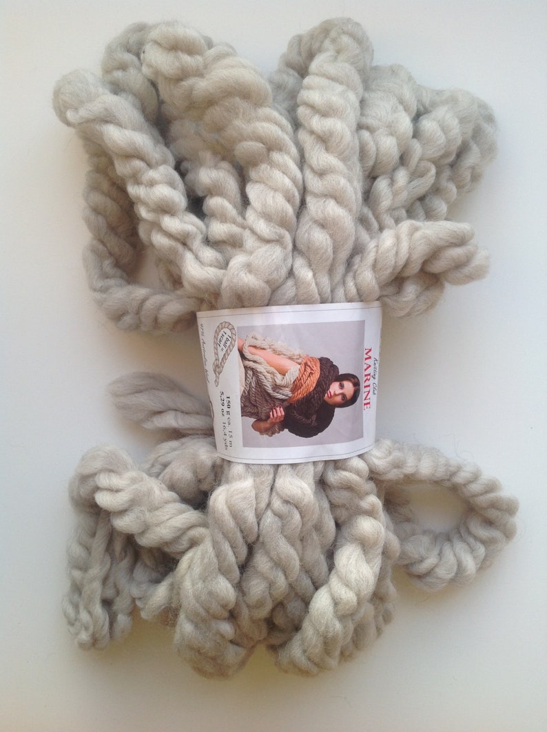 Chunky blanket yarn Jumbo yarn Giant wool merino for arm knitting Beige oatmeal col.5507 image 6