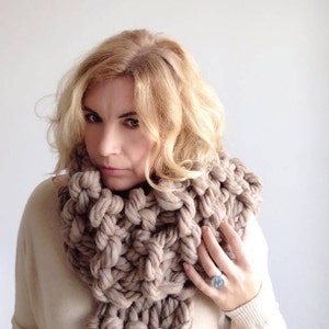Giant knit scarf. Super chunky merino wool yarn oversize knitted cowl. Big long bulky arm knitting neck warmer. Christmas gift for mom image 6