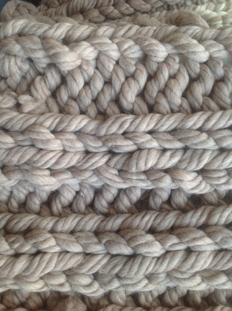 Chunky blanket yarn Jumbo yarn Giant wool merino for arm knitting Beige oatmeal col.5507 image 5