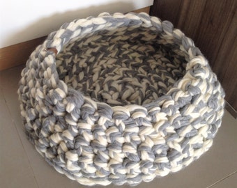 Crochet cat basket bed Large merino wool cat bed Gift for pet lover