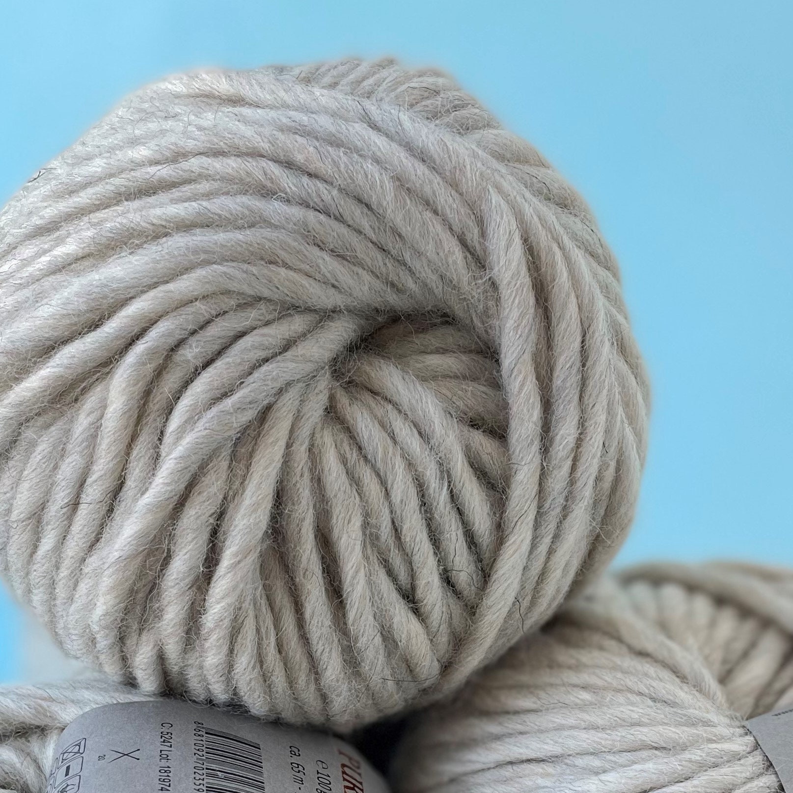 bulky yarn thick and thin yarn art yarn Chunky merino wool Merino yarn