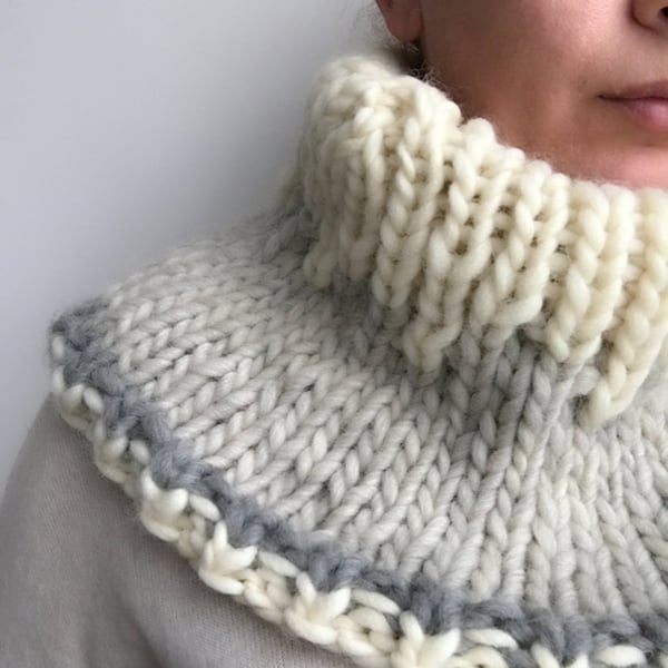 Merino wool turtleneck scarf Knit dickie collar for women