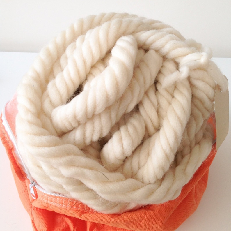 Ivory white giant yarn Chunky blanket yarn Arm knitting yarn Super bulky merino wool yarn col.5508 image 1