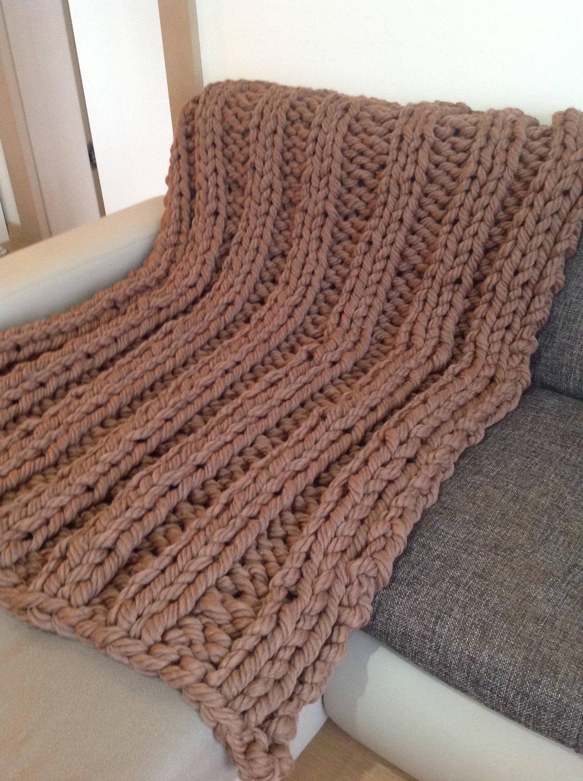 Big Knit Blanket Chunky Knit Blanket Giant Knit Blanket Chunky Etsy