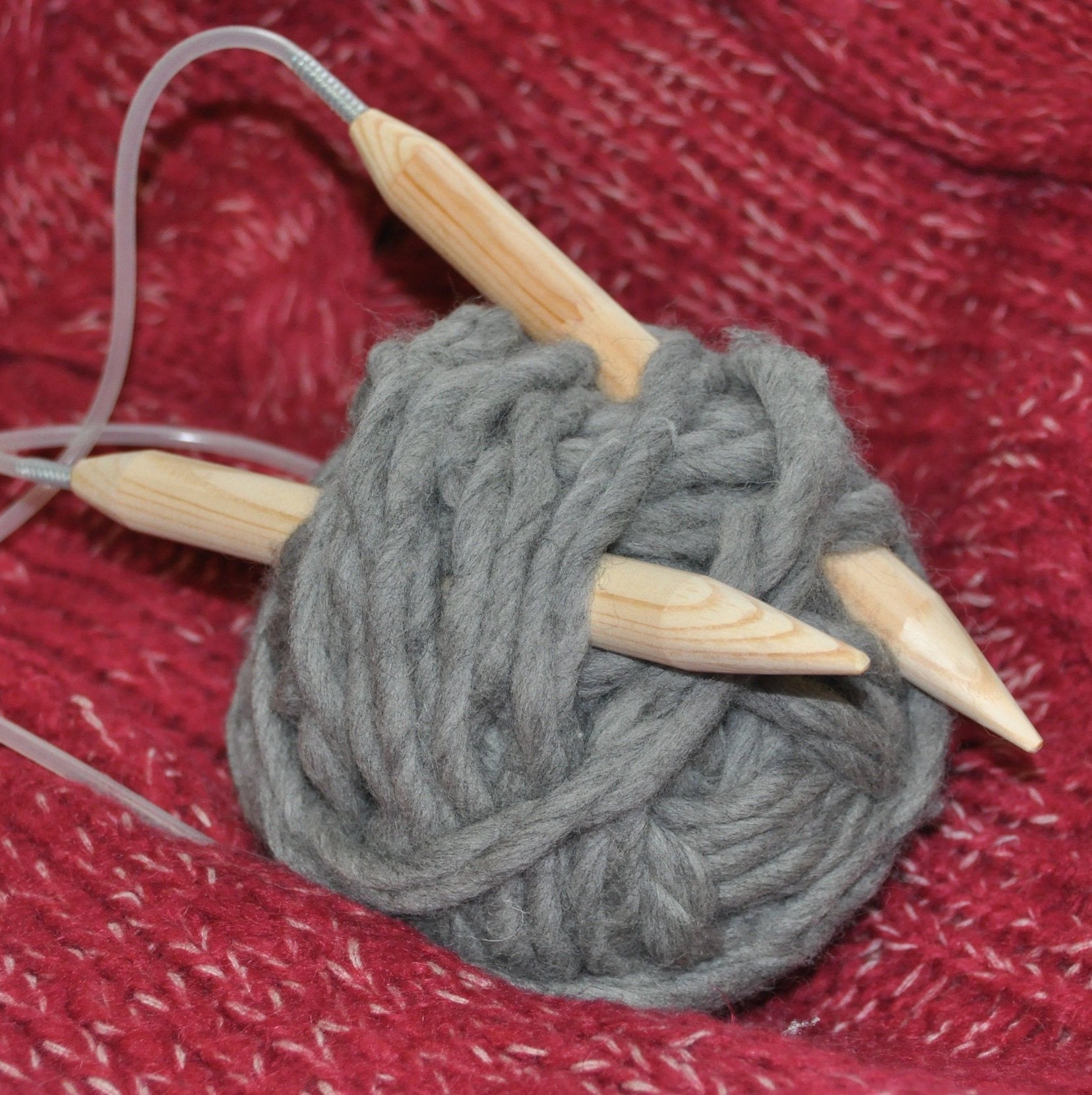 JubileeYarn Jumbo Large Wooden Circular Knitting Needles - 35mm - 40