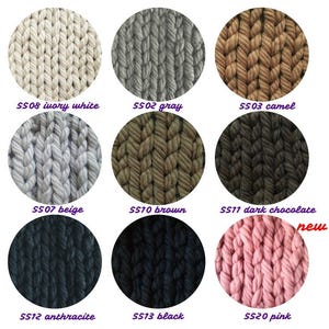 Big yarn pillow knit kit, DIY knitting kit, Big yarn cushion knit kit, Chunky yarn pillow DIY, cable knit pillow pattern, diy wool project image 8