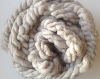 Chunky blanket yarn Jumbo yarn Giant wool merino for arm knitting Beige oatmeal col.5507