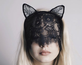UNDER MY VEIL schwarze Spitzen Katzenmaske mit Schleier und Ohren