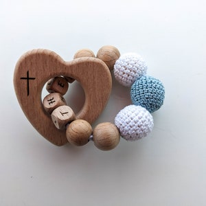 Recuerdo de Bautismo Personalizado - Corazón de Madera Decorado con Cuentas de Letras y Ganchillo - Regalo para Padrinos - Regalo de Agradecimiento para Padrinos