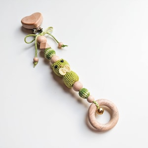 Stroller toy - Green Cat Carseat Toy - Wooden Personalised Cat Stroller Accessory - Stroller Deco - Carseat Accessory