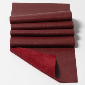 Pezzi di pannello a grana superiore in pelle rosso scuro 3-3,5 once. (1,2-1,4 mm) Ideale per piccoli articoli in pelle Borse per orecchini Etichette per borse Segnalibri