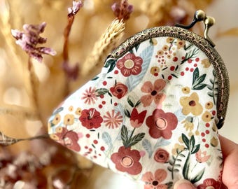 Floral Coin purse kiss clasp wallet Vintage Style Gift for Her