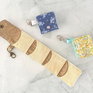 Small Compact Jewelry Roll Case Travel Cotton Fabric Construction Soft Portable Storage Snap Closure Pouch Secure Accessory Holder Perfect Gym Bag Travel Trip Essential Organized Ring Earring Necklace Bracelet Storage Thoughtful Bridesmaid