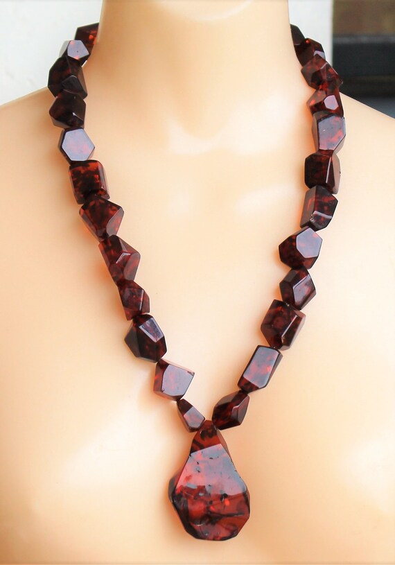 Gorgeous Baltic Amber necklace and pendant - vinta