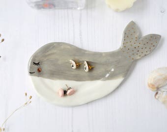 Baby whale jewelry dish White gold ceramic dish Porcelain soap dish Ceramic ring plate Home decor gifts Gift for nature lover Pottery plate