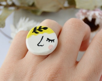 Lady with a twig Illustrated ring Porcelain jewellery Ceramic ring Ceramic jewelry Whimsical jewellery Gift for women Quirky gifts