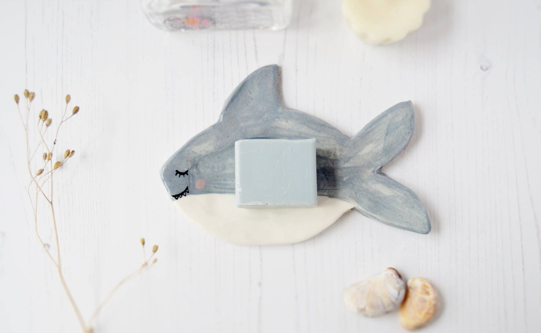 Plat de Savon Requin en Vente Plateau Bijoux en Porcelaine Céramique Anneau Plat Salle Bains Décor P