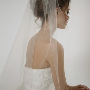 Single/ 1 tier wedding veil, simple tulle wedding veil, short wedding veil, Juliet - Style V11