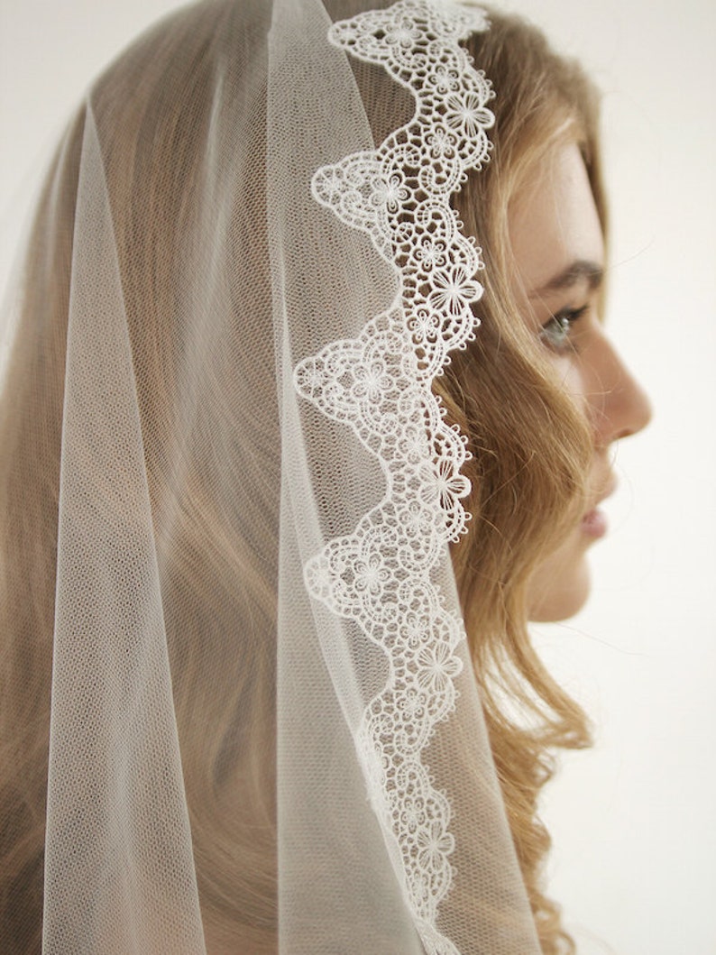 Venice lace mantilla wedding veil, lace mantilla wedding veil, mantilla veil, floor mantilla veil, Elizabeth Style V09 image 3