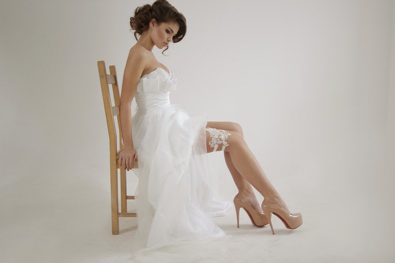 Set jarretières dentelle perles nacre G06