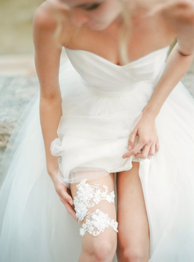 Ivory floral lace wedding garter set with 3D flowers, pearl garter set, floral lace garter, beaded lace wedding garter, Style G24 image 2
