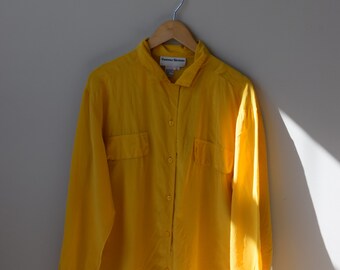 bright yellow blouse