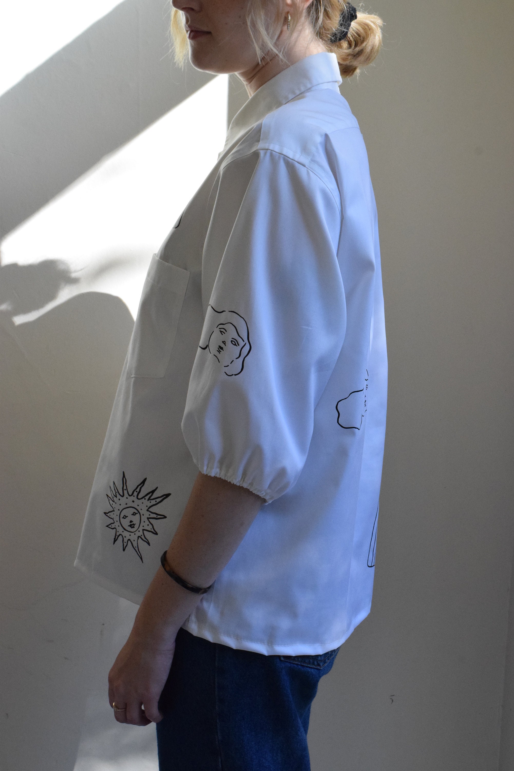 white woven balloon sleeve shirt