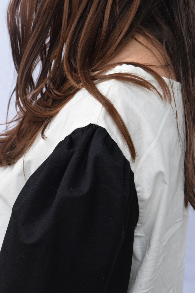 Bobbi Color Block Puff Sleeve Tee