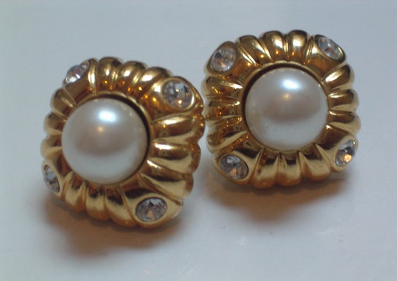 JOAN RIVERS Earrings 1.5cm - 1980s Pearl and Gold