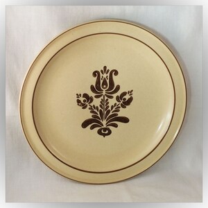 Pfatlzgraff Village Pattern Vintage Dinner Plate