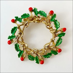 Christmas Wreath Vintage Brooch Pin