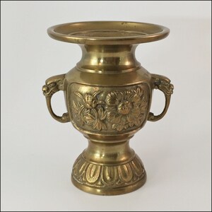 Songbird Vase