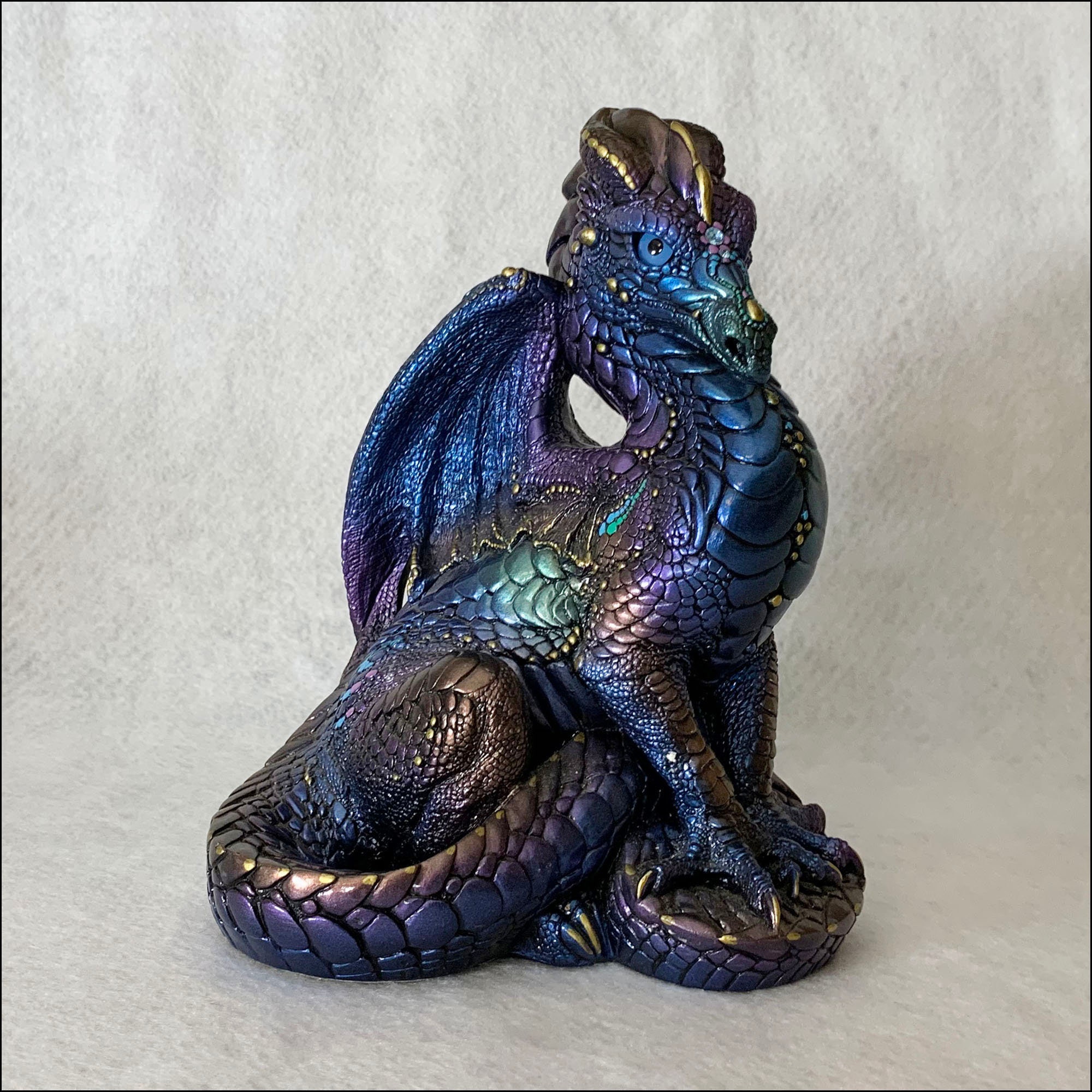 windstone editions male dragon 龍の置物 MaleDragon_Gold_pic1-1-300x376.jpg