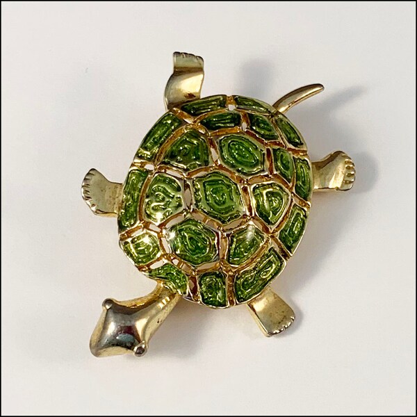 Vintage Turtle Olivine Brooch Pin