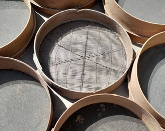 16" Vintage Flour Sieve, Wooden Sieve, Sifted Flour Container, Colander, Country Equipment, Bushels of flour, Retro