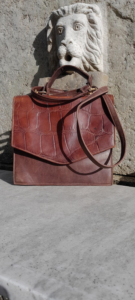 1970's Leather women purse, shoulder crossbody or handbag, Made in Italy by  Carlo Pulicati, boho design