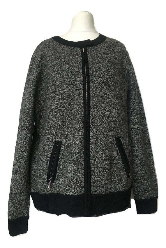 Ultra Rare VIYELLA Large Warm Black Mix 