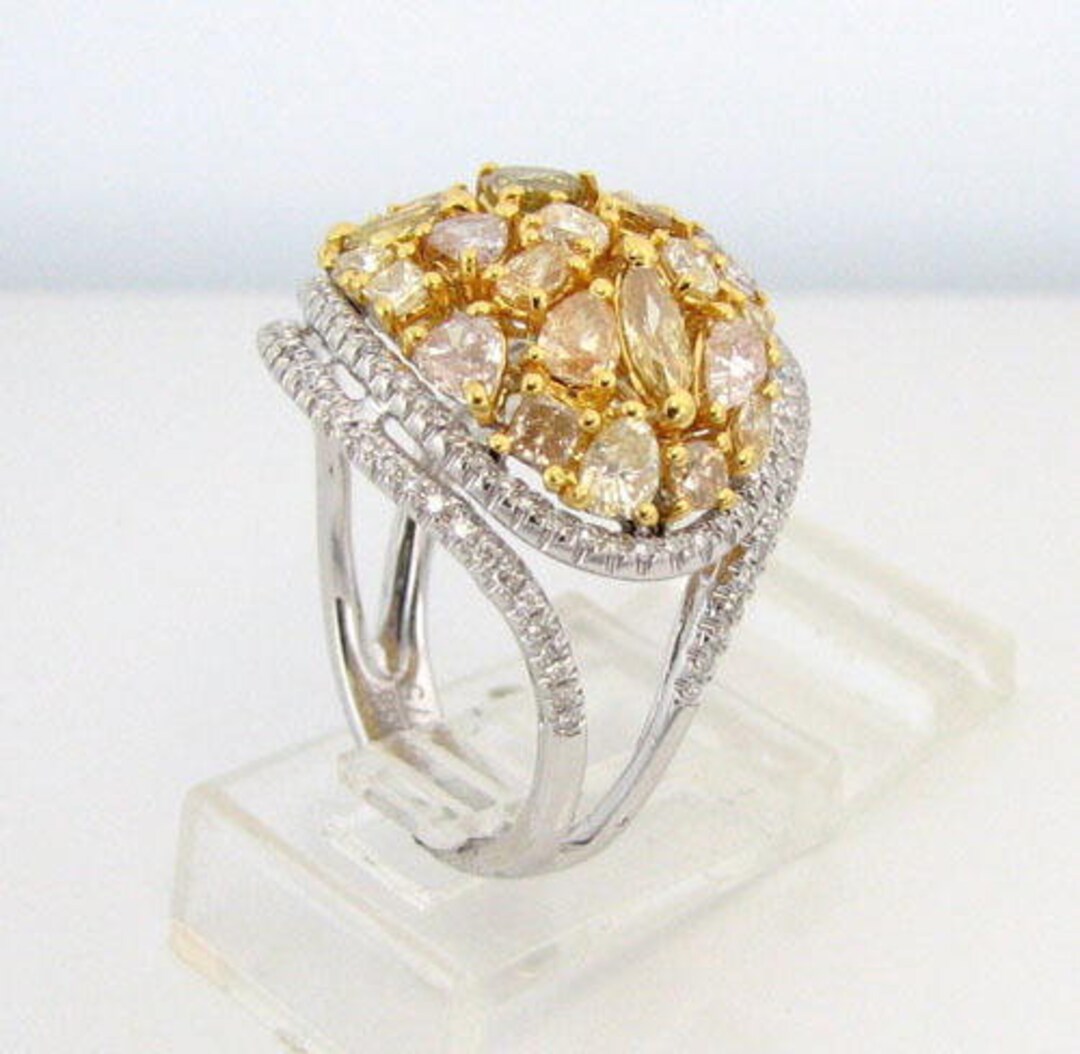 本物の 3.88 カラット 天然ファンシー インテンス イエロー