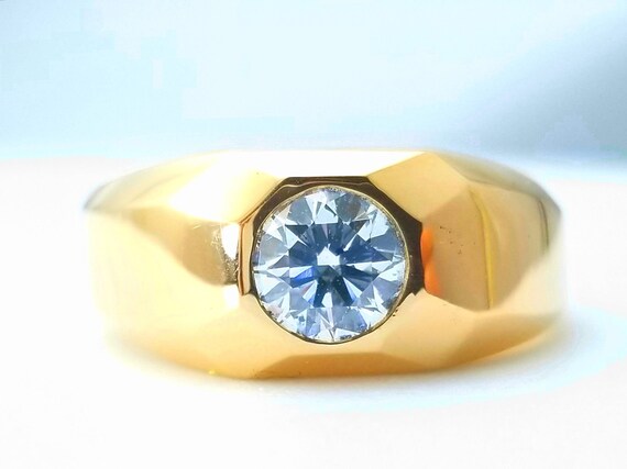 Buy 0.67ct Natural Fancy Light Green Diamond Engagement Ring Gia 18k Gold  Vs2 Online in India - Etsy