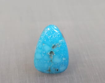 Cabochon turquoise kingman turquoise jewelry Green turquoise stabilized turquoise webbed turquoise blue turquoise southwestern jewelry